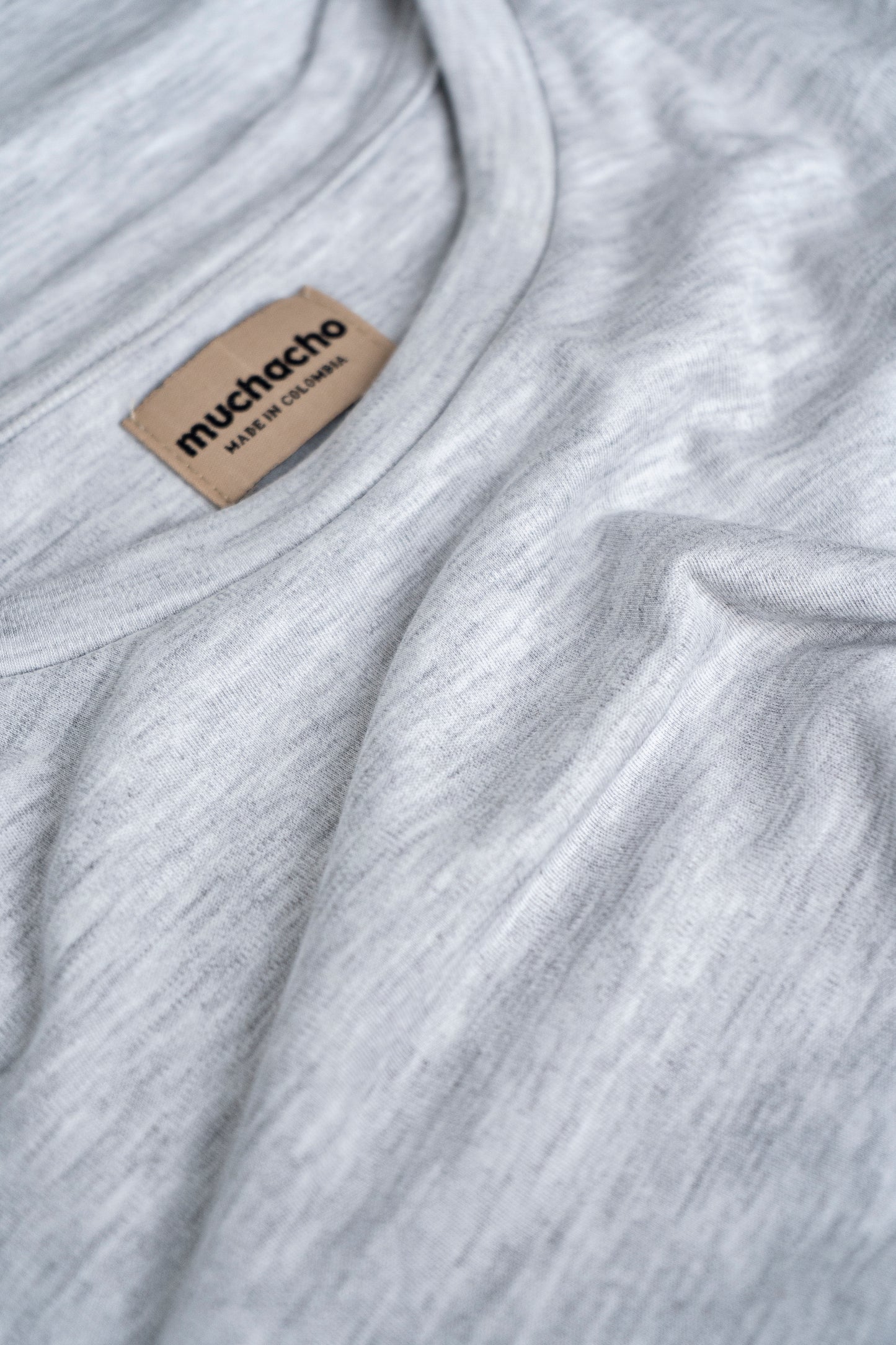 essential t-shirt just grey